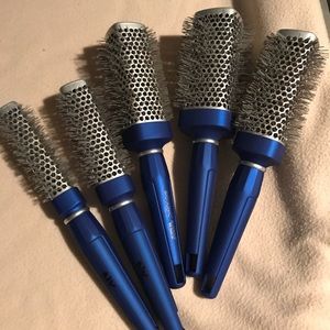 Bio Ionic set of brushes